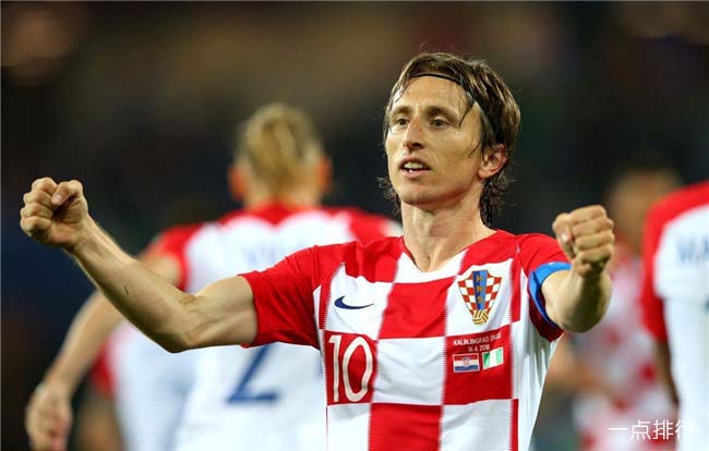 乌奈-西蒙：我们有几名重要球员缺阵；青训球员表现出色（乌奈·西蒙：数名主力缺阵，青训小将表现抢眼）