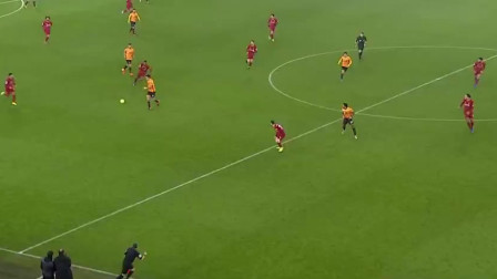 崔永熙：杨瀚森把女友带身边确实压力很大 希望他用实力打破质疑（崔永熙谈杨瀚森携女友随行：压力不小，盼他以实力回应质疑）