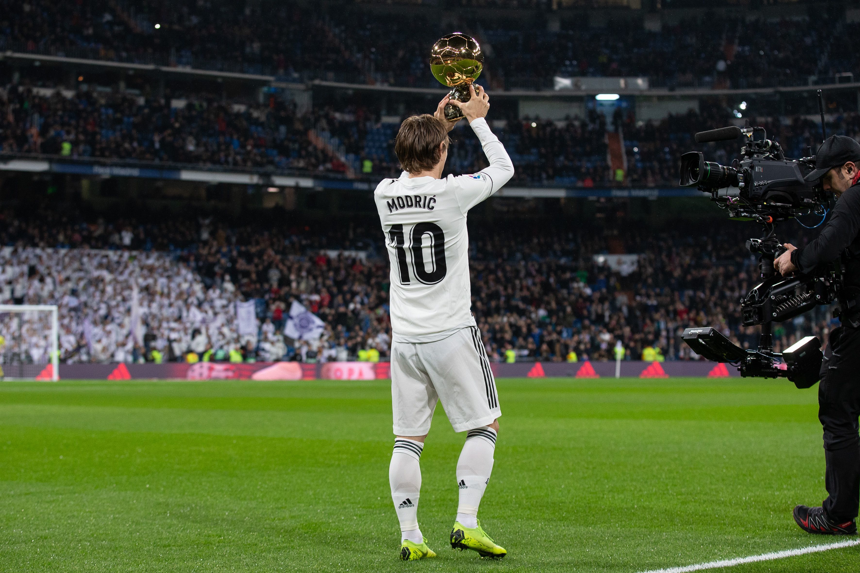 美媒：灰熊后卫莫兰特将于今日与爵士的比赛中复出（美媒称灰熊后卫莫兰特今日战爵士将复出）